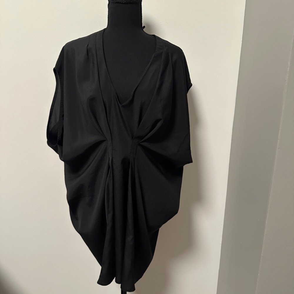 *ASOS* Black Short Sleeve Wavy Blouse Size 8